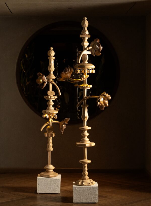 Aztec Pedestal Light